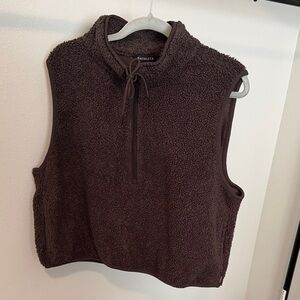 Athleta In The Clouds Vest – Truffle – XL – Sold in Stores! 🤎